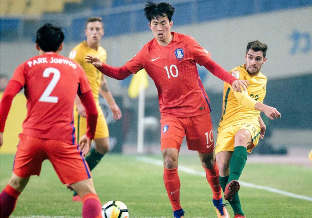 击剑赛场再起风云：天山鲨队队击败瓯越独角兽队，脚步移动更到位精神属性拉满的简单介绍